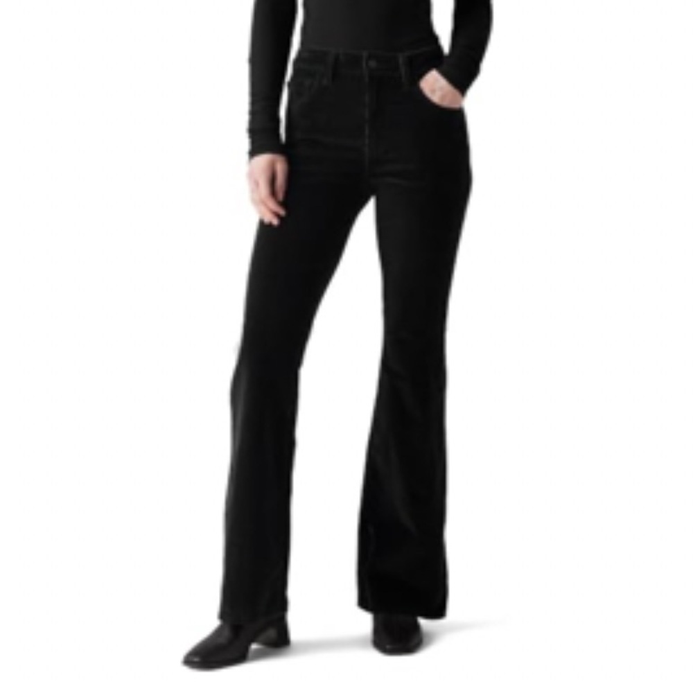 NWT Levi's Women's 726 High Rise Flare Jeans Caviar Black